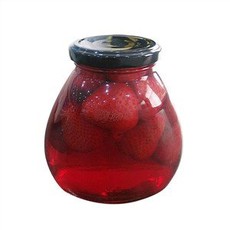 পুরো স্ট্রবেরি ক্যানড